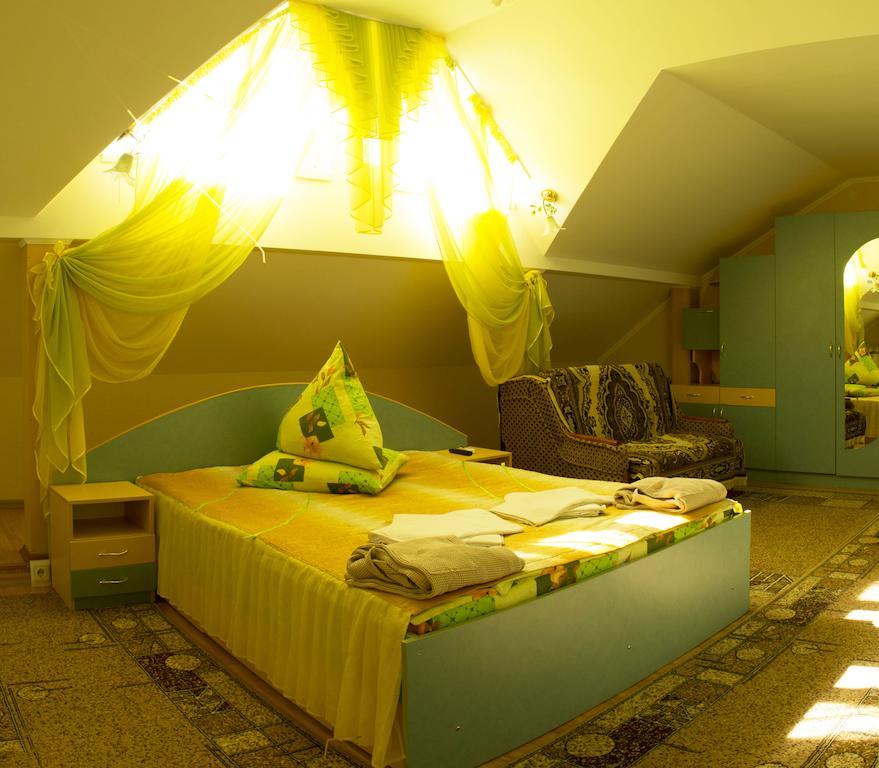 Hotel U Olega Трускавець Номер фото