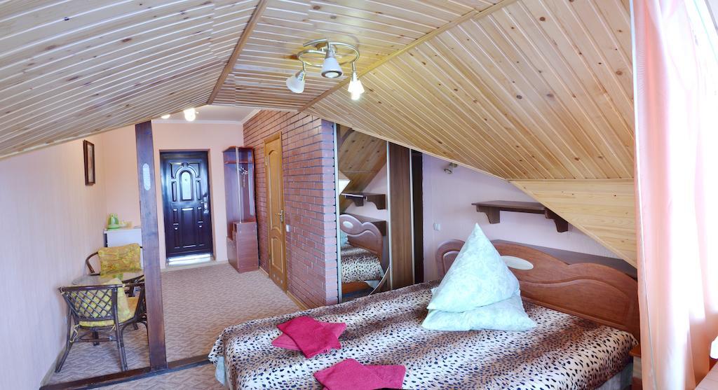 Hotel U Olega Трускавець Екстер'єр фото